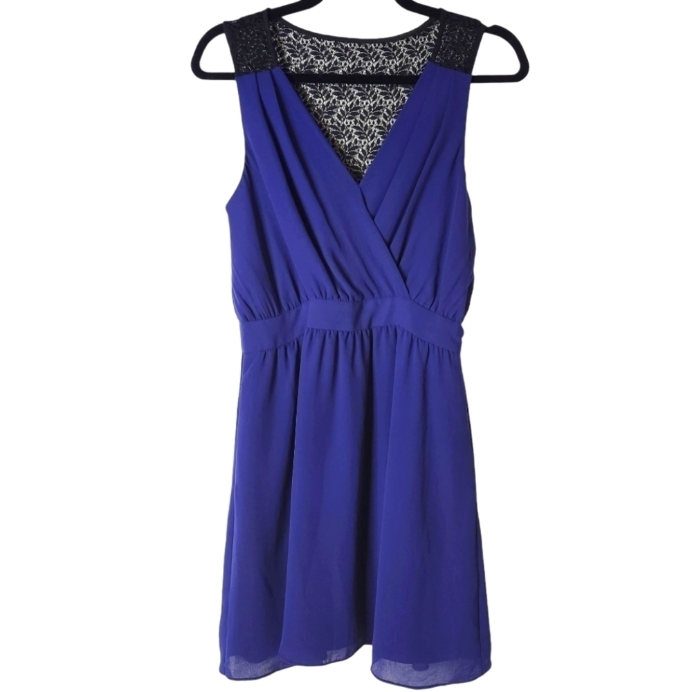 BCBG GENERATION BLUE & BLACK LACE BACK DRESS SIZE 4